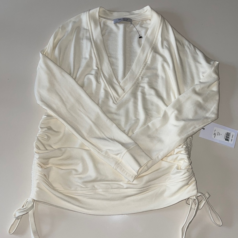 Bailey 44 Bella Pullover V-neck top Ivory XS NWT
